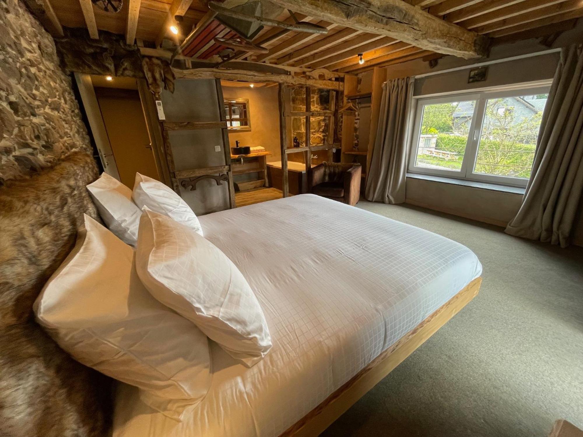 Les Chambres De Laurette Spa Eksteriør billede