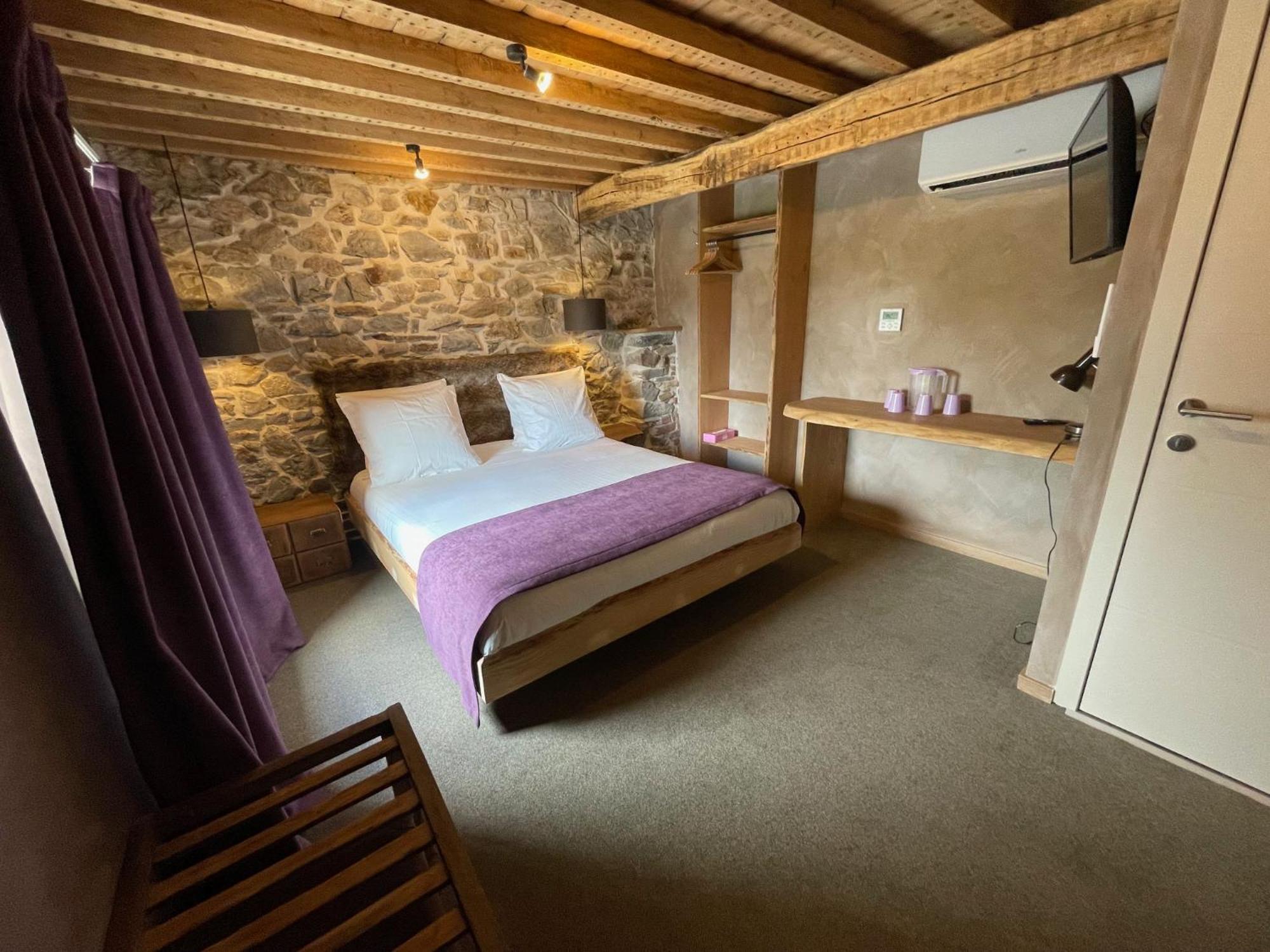 Les Chambres De Laurette Spa Eksteriør billede