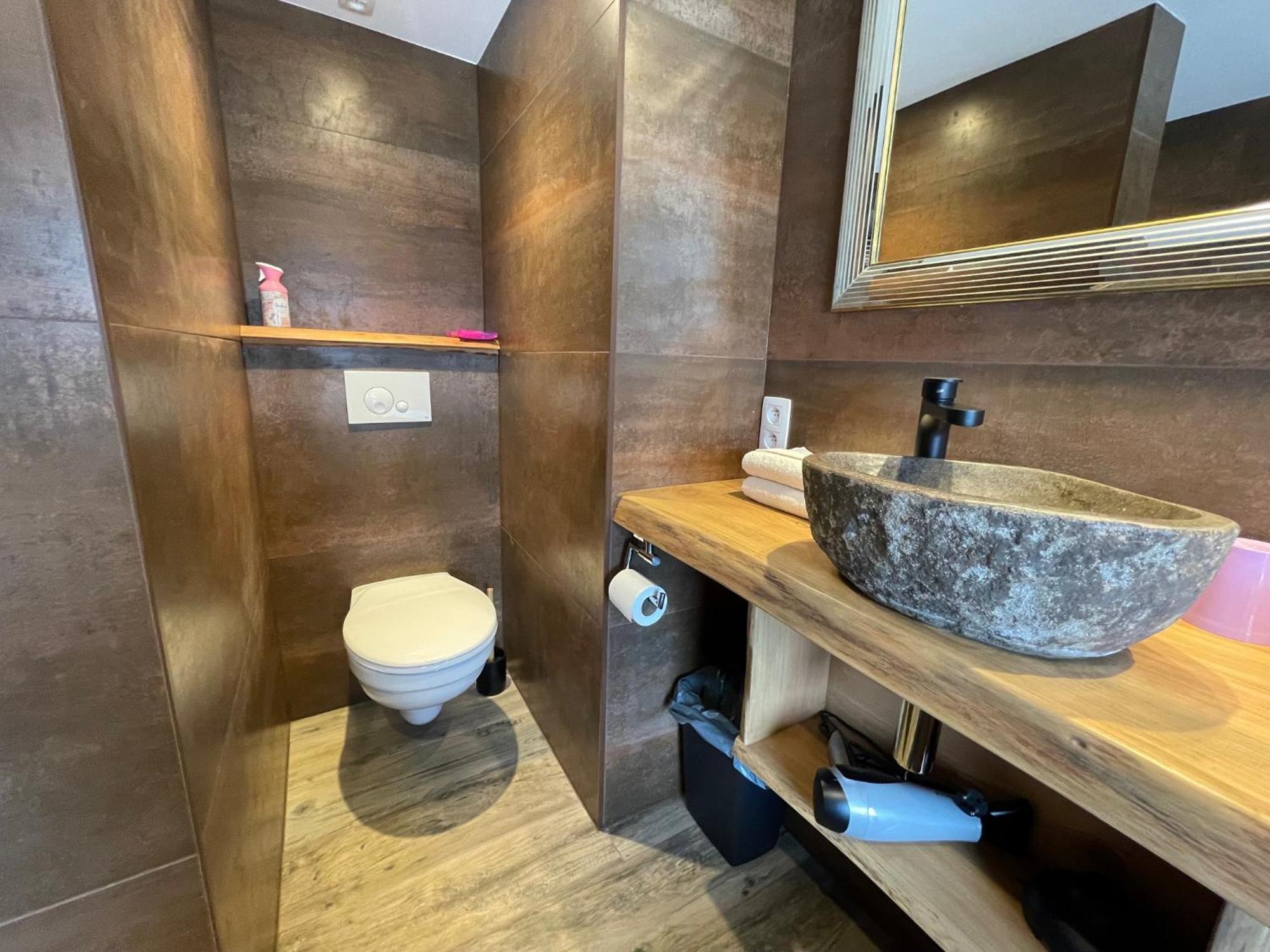 Les Chambres De Laurette Spa Eksteriør billede